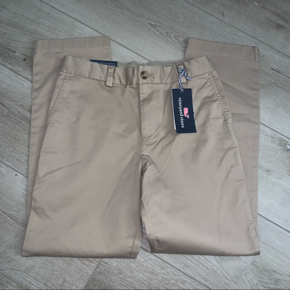🔴 SOLD 🔴Vineyard Vines boys breaker